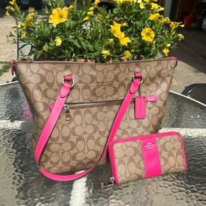 Coach gallery tote with matching wallet.